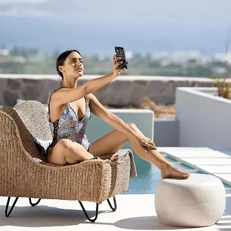 Cave Milos Adamantas (Milos)