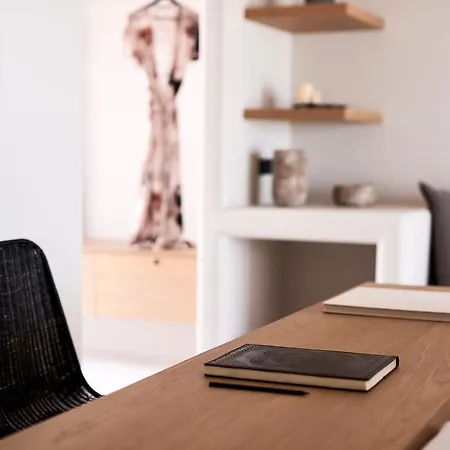 Cave Milos Hotel Adámas