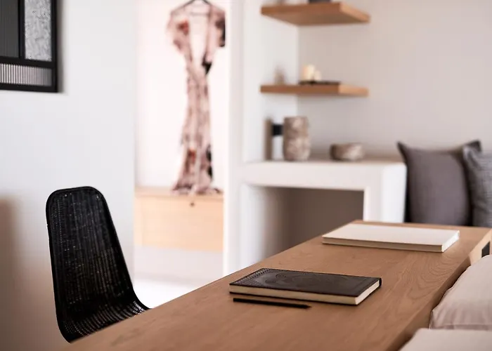 Cave Milos فندق آداماس